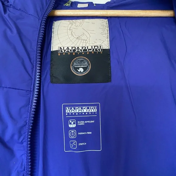 Winter jacket - Picture 4 of 5